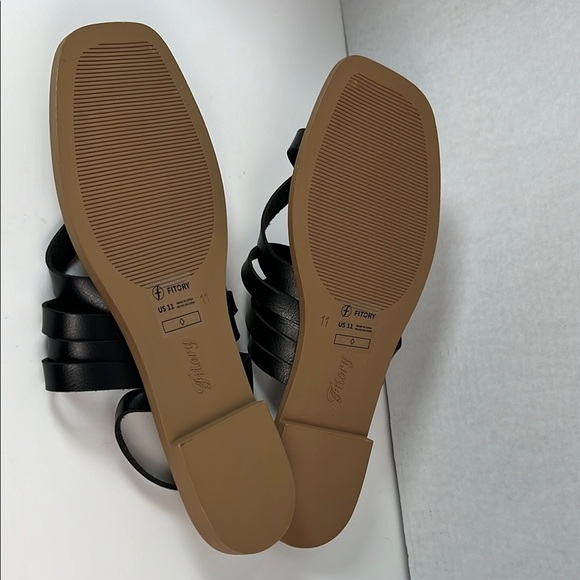 Black and Tan Minimalist Strappy Sandals-New-Size 11 - Picture 6 of 6